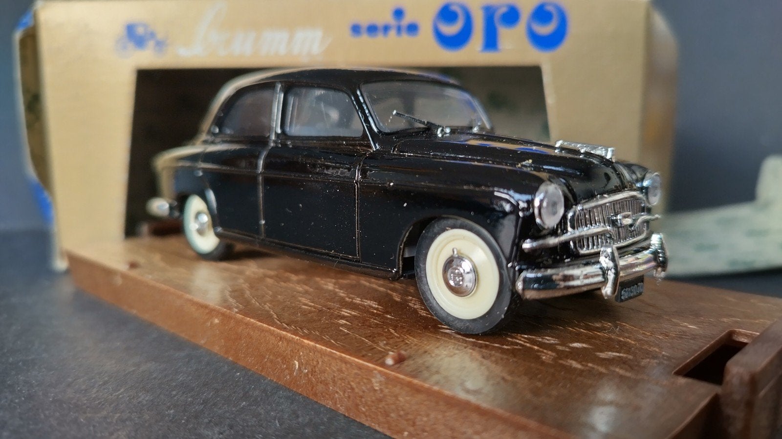 Fiat 1400 B 1:43 Brumm Pol, Hobby en Vrije tijd, Overige merken, Auto, Verzenden, .