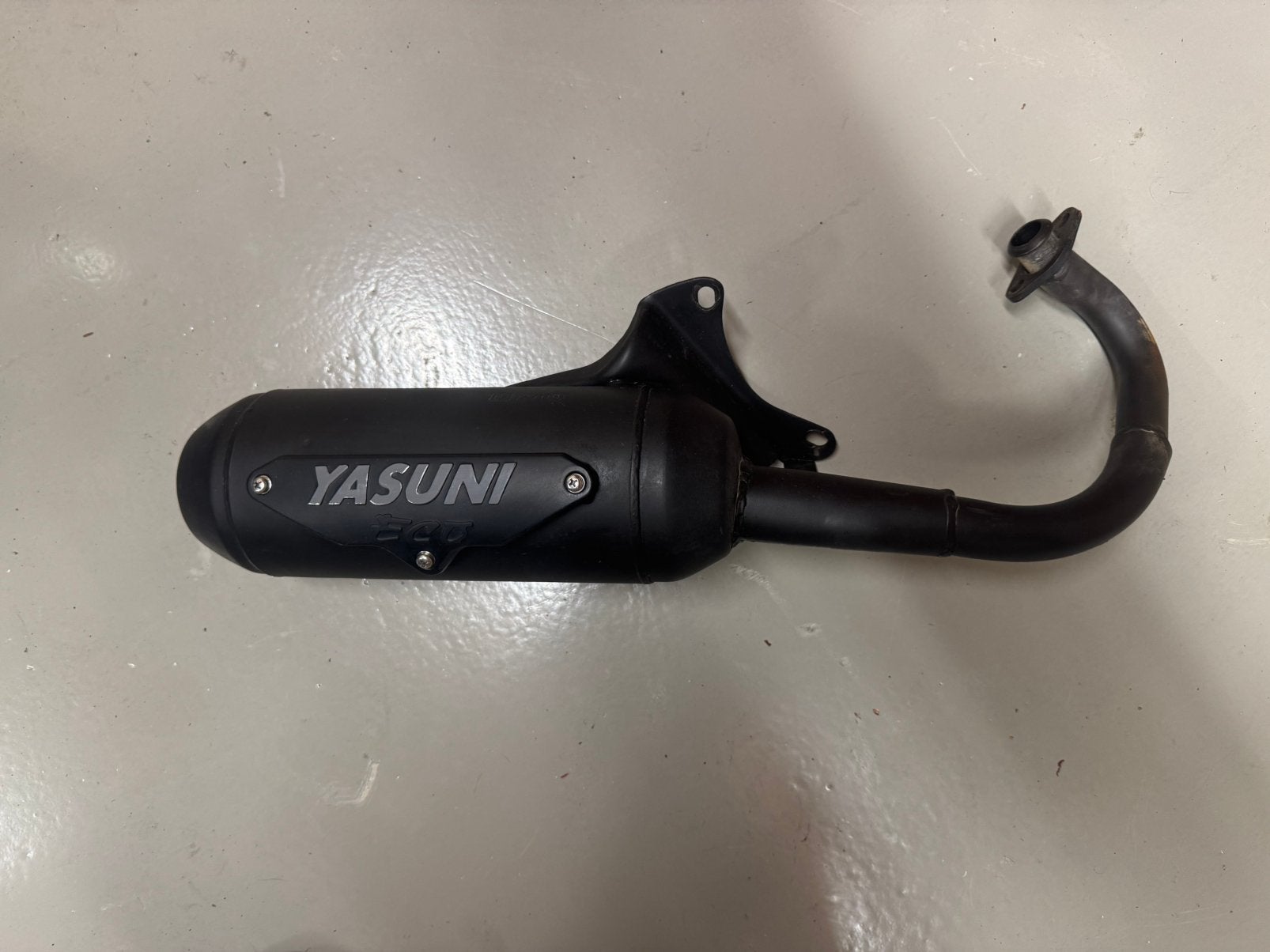 Yasuni Eco Piaggio, Ophalen of Verzenden, Zo goed als nieuw, Uitlaat