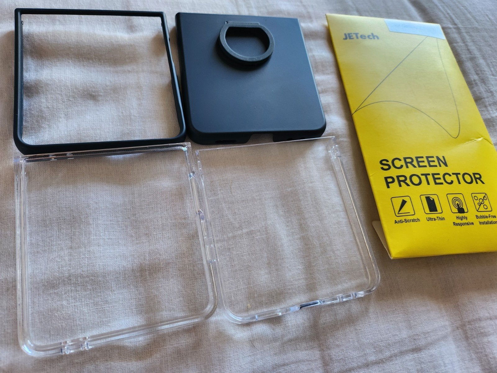 2 hoesjes en screen protectors samsung z flip 7, Ophalen of Verzenden, Nieuw, Overige modellen, Hoesje of Tasje
