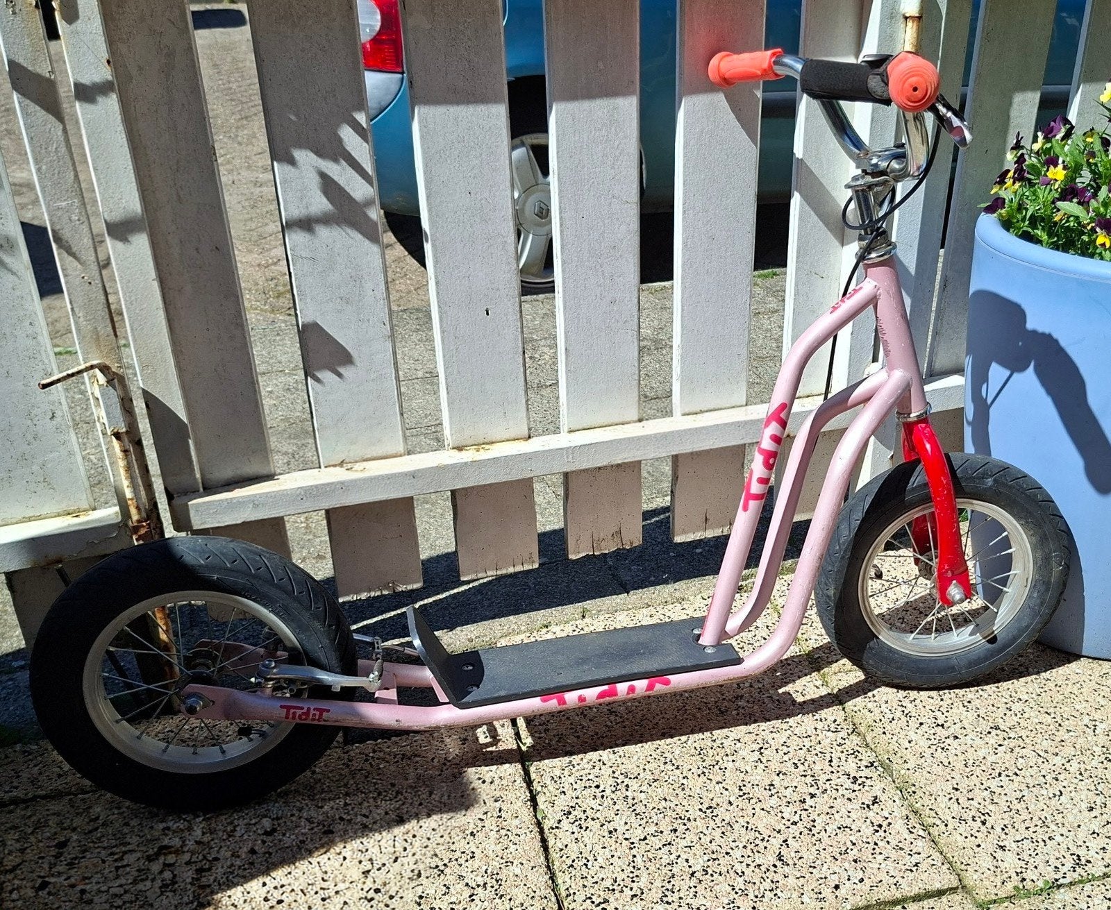 Mooie roze Autoped, Step, met luchtbanden i.g.st., Ophalen, Gebruikt, Gewone step, Tidit