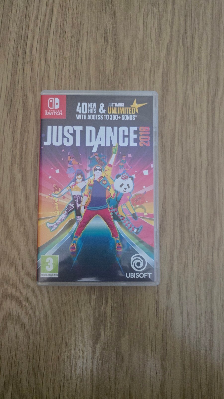 Just Dance 2018 Nintendo Switch - Dansplezier voor iedereen!, Muziek, Ophalen of Verzenden, Zo goed als nieuw, Eén computer