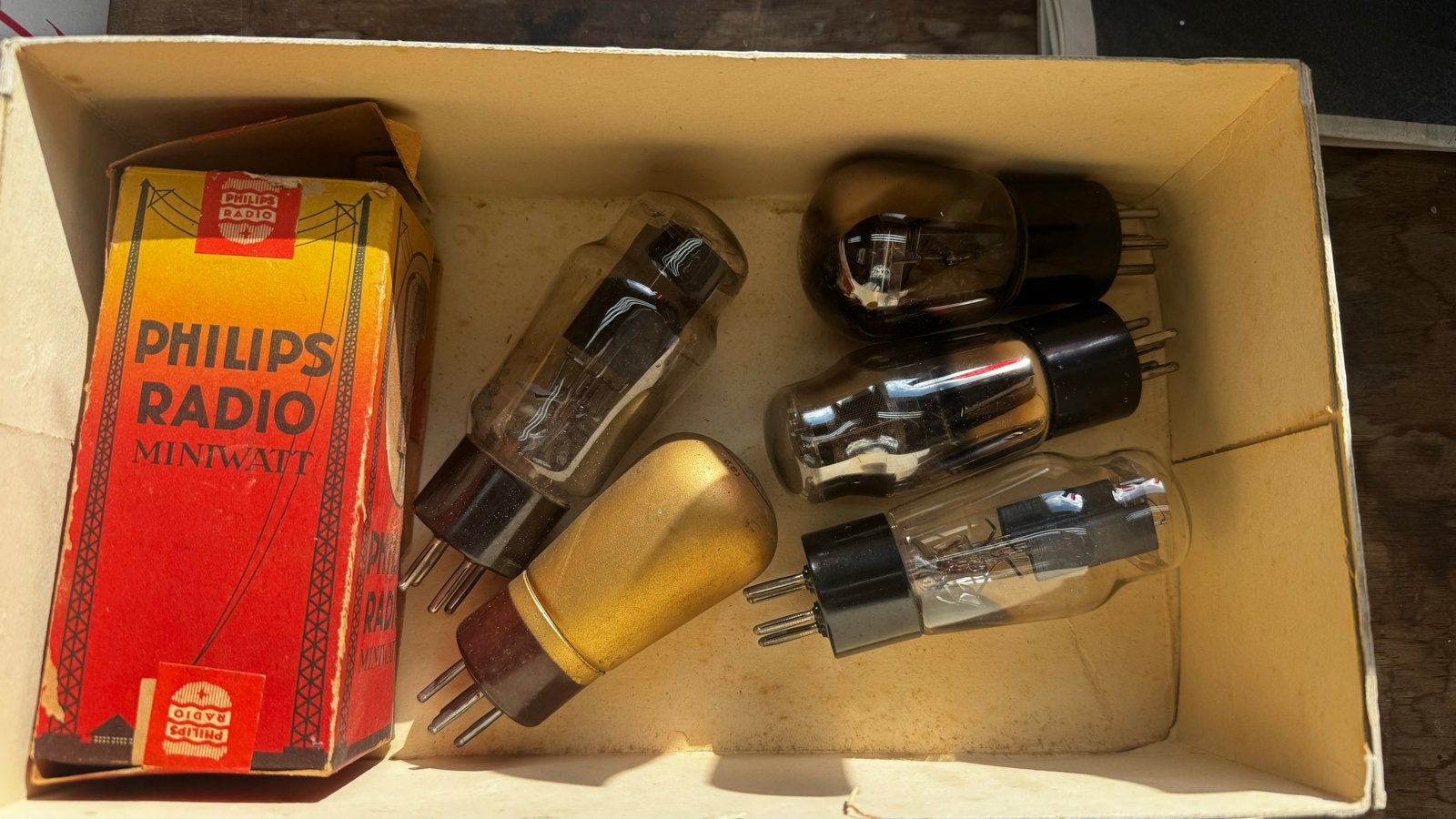 Vintage Radiobuizen en Onderdelen Collectie, Ophalen
