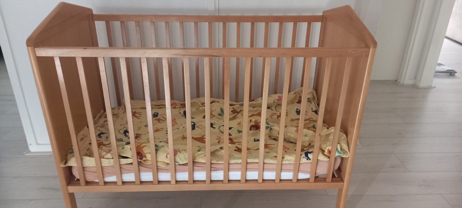 kinderledikant blank hout, Ophalen of Verzenden, Gebruikt, Ledikant