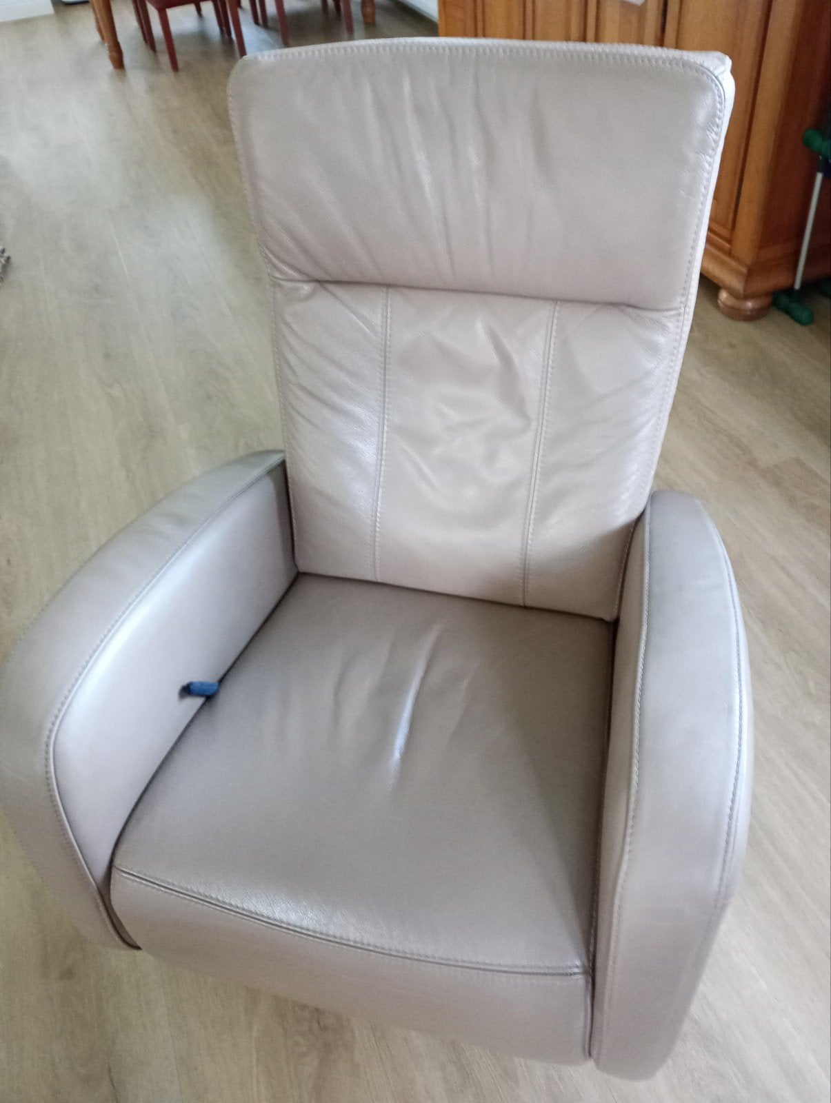 Prominent relax fauteuil, Ophalen, Minder dan 75 cm, Leer, Zo goed als nieuw