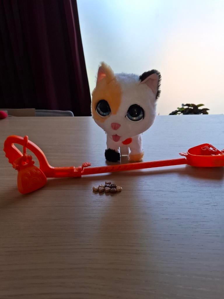 FurReal Poop-A-Lots Kat, Ophalen, Zo goed als nieuw