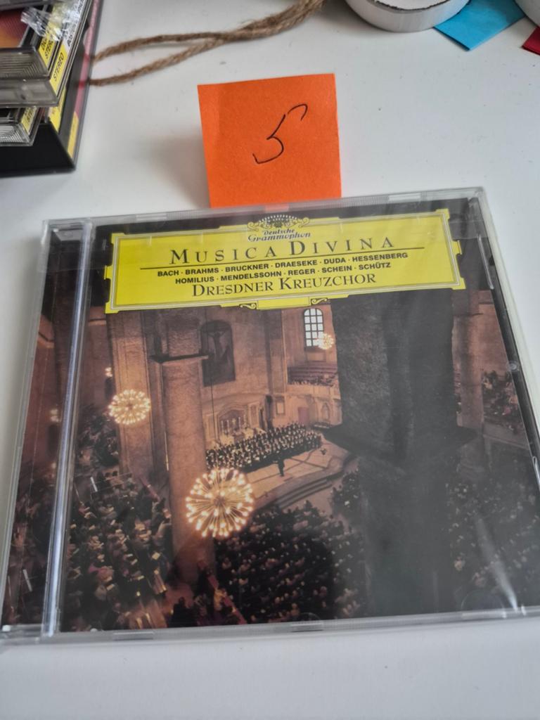 Music Divina - Dresdner Kreuzchor CD, Ophalen of Verzenden, Romantiek, Zo goed als nieuw, Vocaal