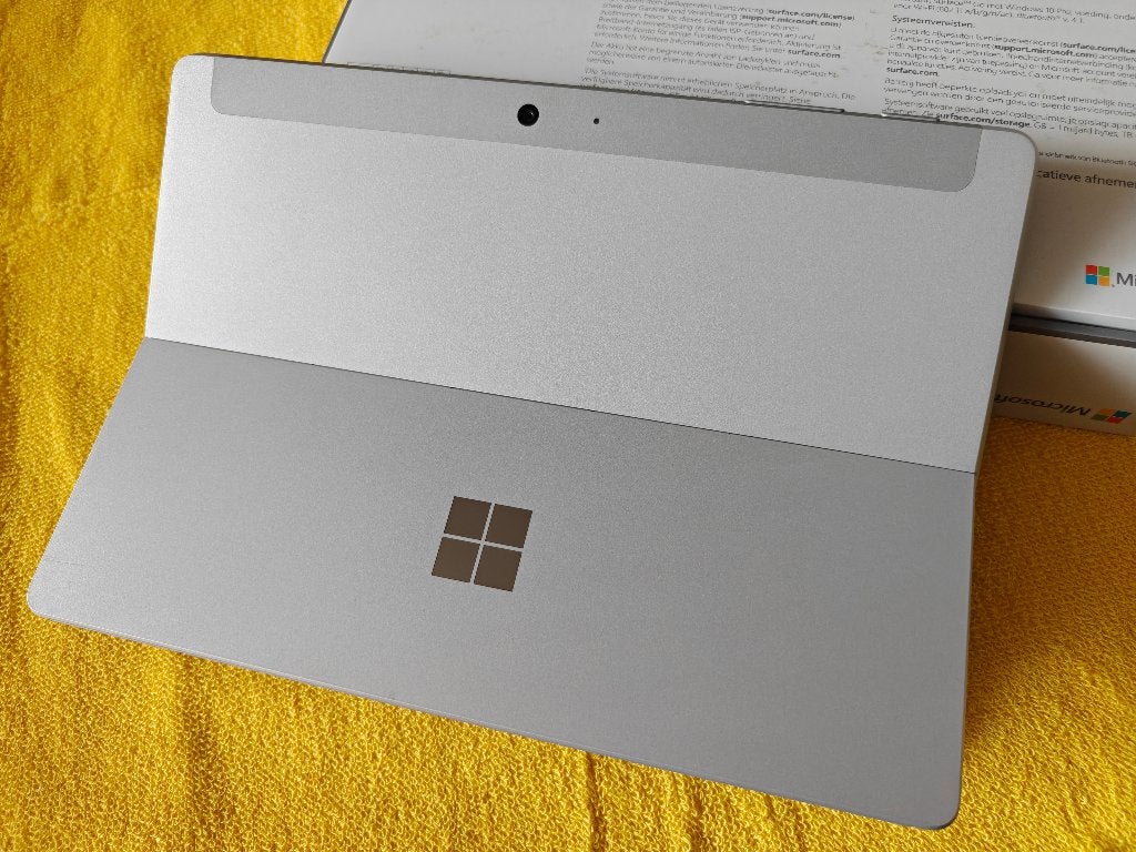 Microsoft Surface Go tablet, JTG-00003, Zo goed als nieuw, 64 GB, Wi-Fi, Microsoft