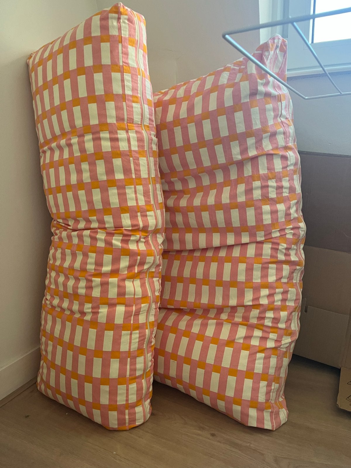 Palletbank kussens - Oranje, rood, wit - Zo goed als nieuw, Ophalen of Verzenden, Zo goed als nieuw