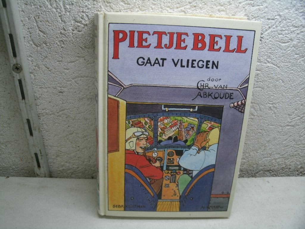 boek pietje bell gaat vliegen, Ophalen of Verzenden, Gelezen, Fictie algemeen