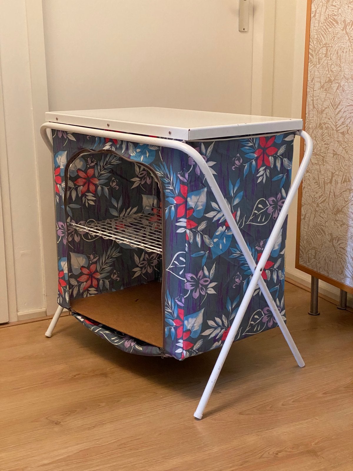 Retro campingkastje, Ophalen, Gebruikt, Campingkast