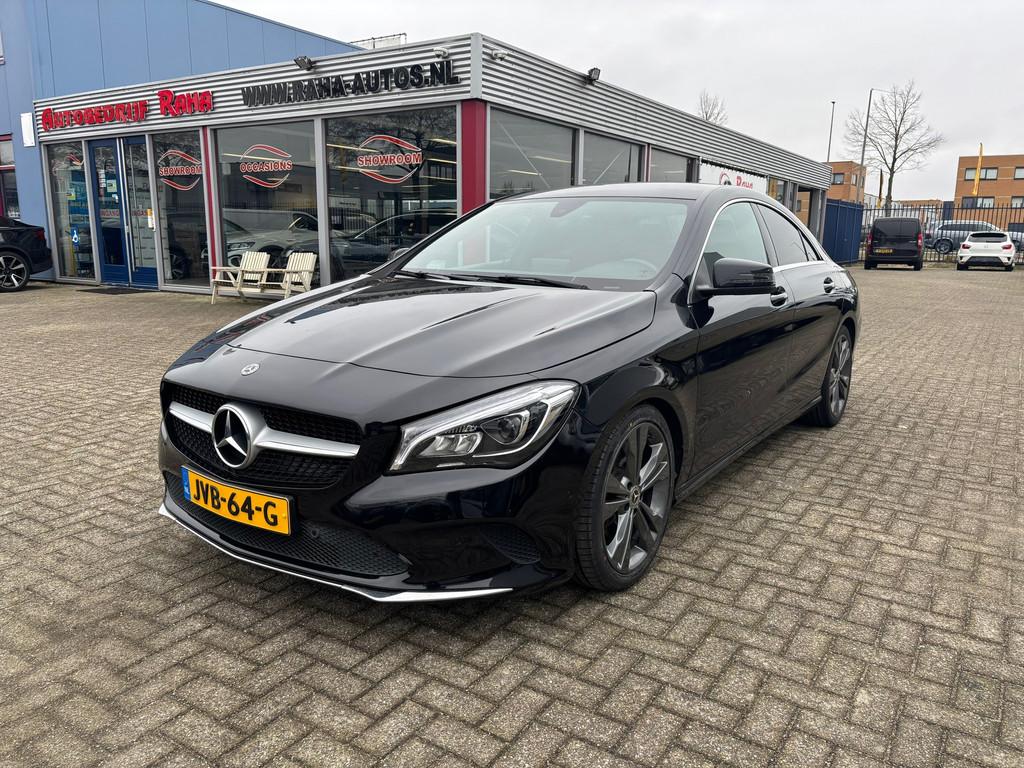 Mercedes-Benz CLA-klasse 180 Business Solution AMG Upgrade E, Gebruikt, 4 cilinders, 715 kg, 1595 cc