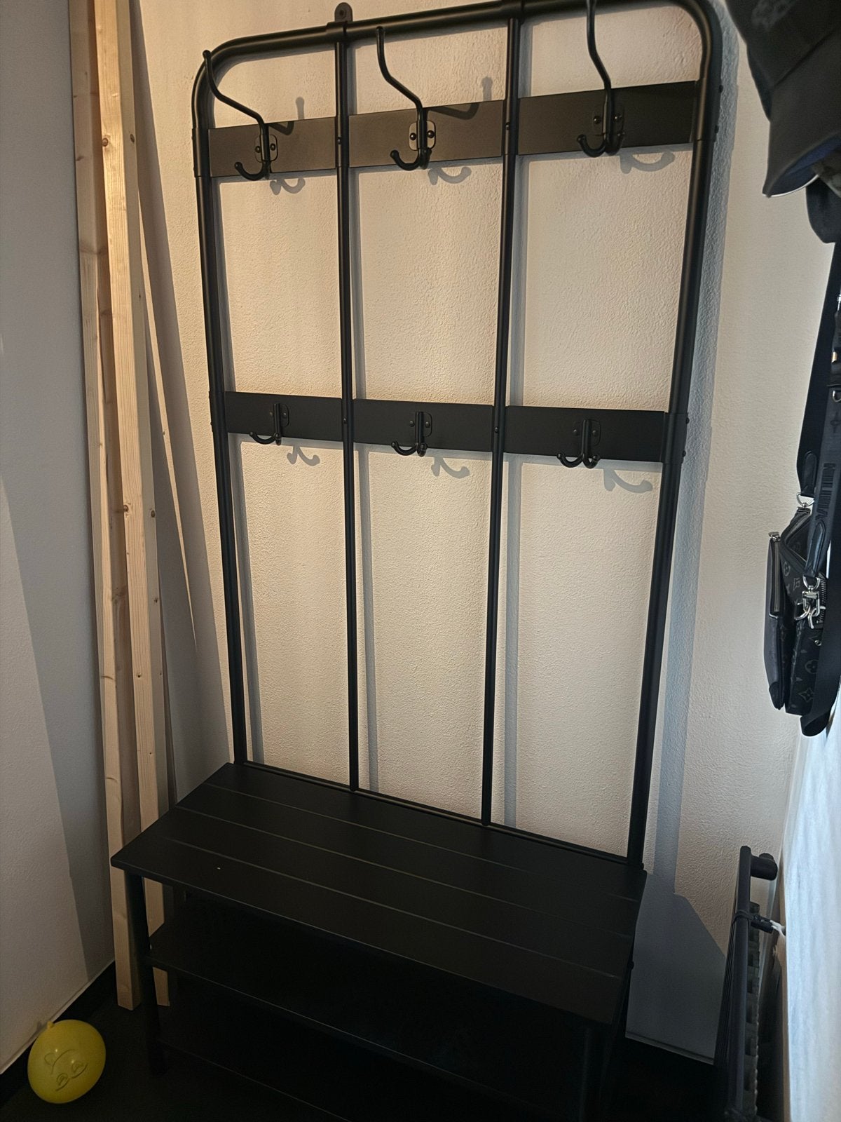 IKEA NIPÅSEN Kapstok met schoenenopberger, zwart, Huis en Inrichting, Woonaccessoires | Kapstokken, Ophalen, Zo goed als nieuw