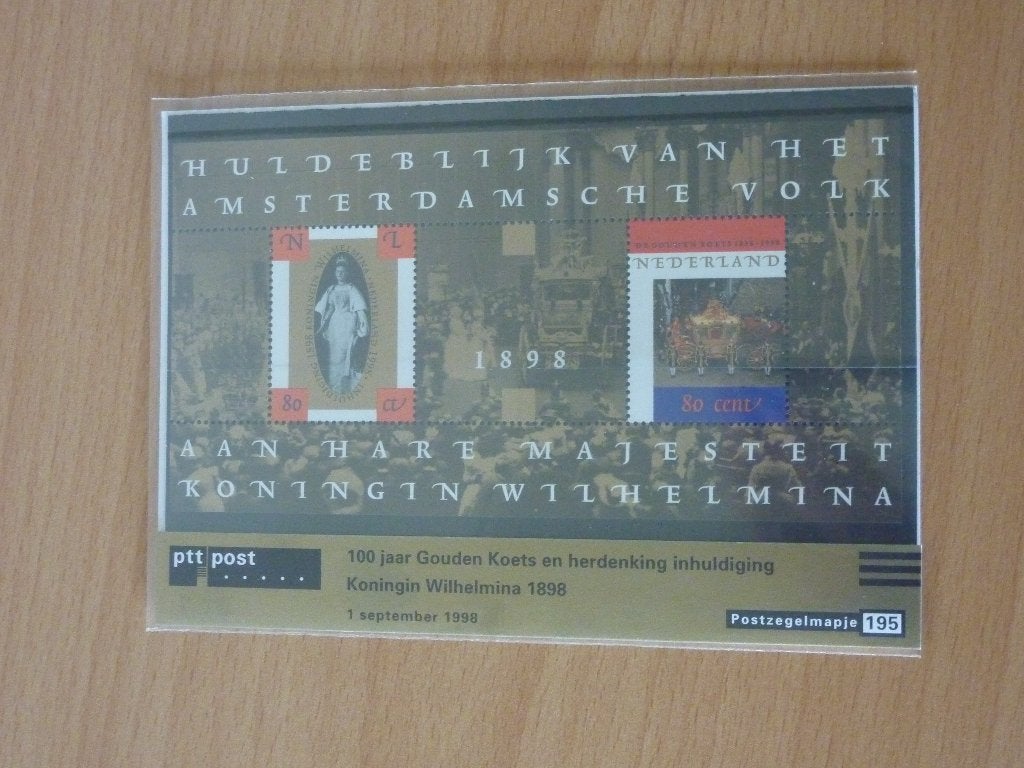100 jaar gouden koets en herdenking inhuldiging koningin, Verzenden, Postfris