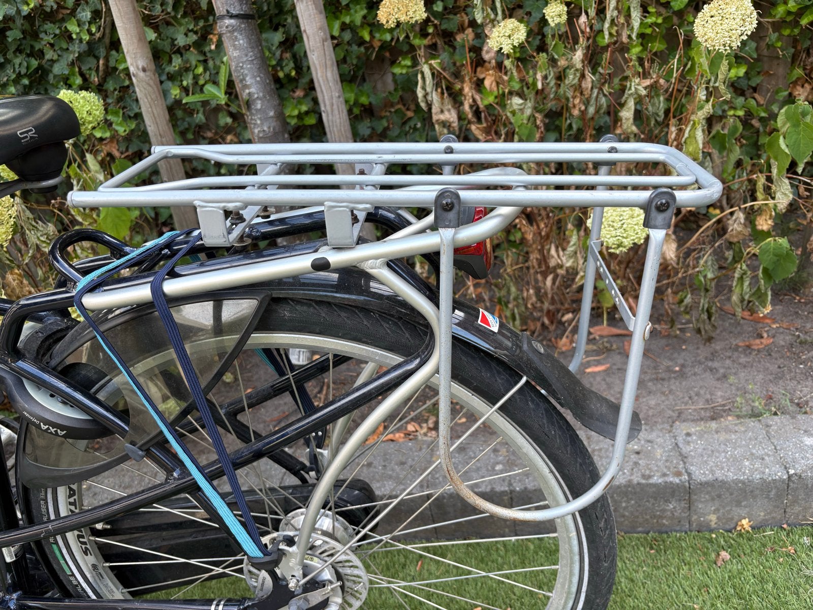 Stevige fietsendrager voor achterop de fiets, Ophalen, Gebruikt