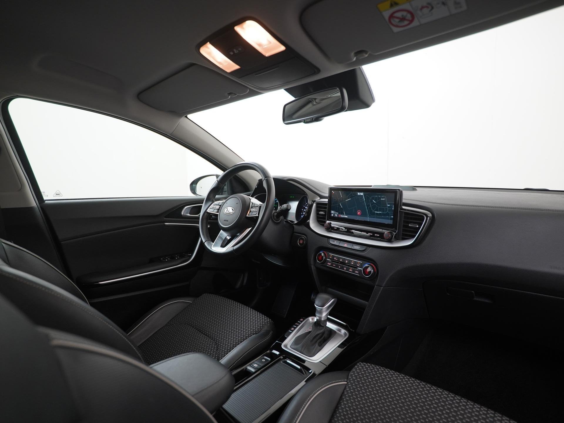 Kia XCeed 1.6 GDi PHEV DynamicLine | Camera | Navigatie | Ca, Auto's, Gebruikt, Leder en Stof, Plug-in hybride, SUV of Terreinwagen