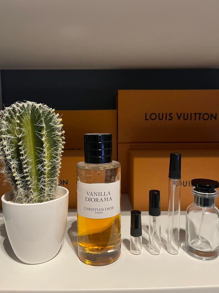 Dior Vanilla Diorama sample/tester/decant, Sieraden, Tassen en Uiterlijk, Uiterlijk | Parfum, Ophalen of Verzenden, Zo goed als nieuw