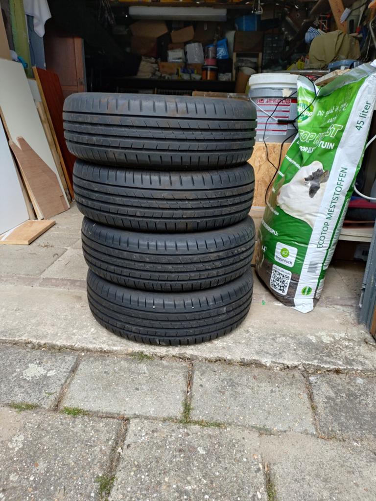 Autobanden 4 stuks, Vredestein 165/60 R 14 75 H, Ophalen