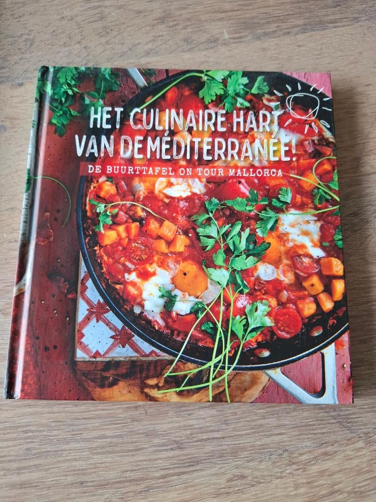 Aviko kookboek 11 - het culinaire hart van de mediterranee, Ophalen of Verzenden, Zo goed als nieuw, Spanje