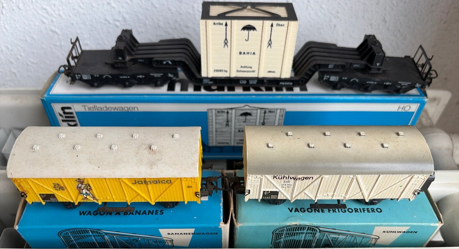3 x uitverkoop Marklin ovp Ho wagons zie fotos samen of los, Wisselstroom, Wagon, Ophalen of Verzenden, Zo goed als nieuw