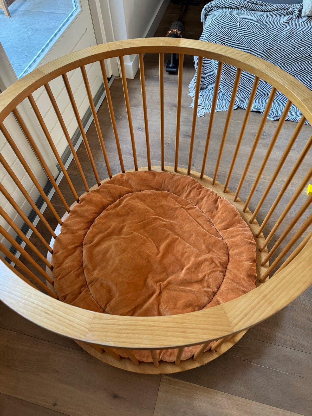 Ronde Bopita Box in naturel hout kleur, Kinderen en Baby's, Ophalen, Gebruikt, Rond, In hoogte verstelbaar