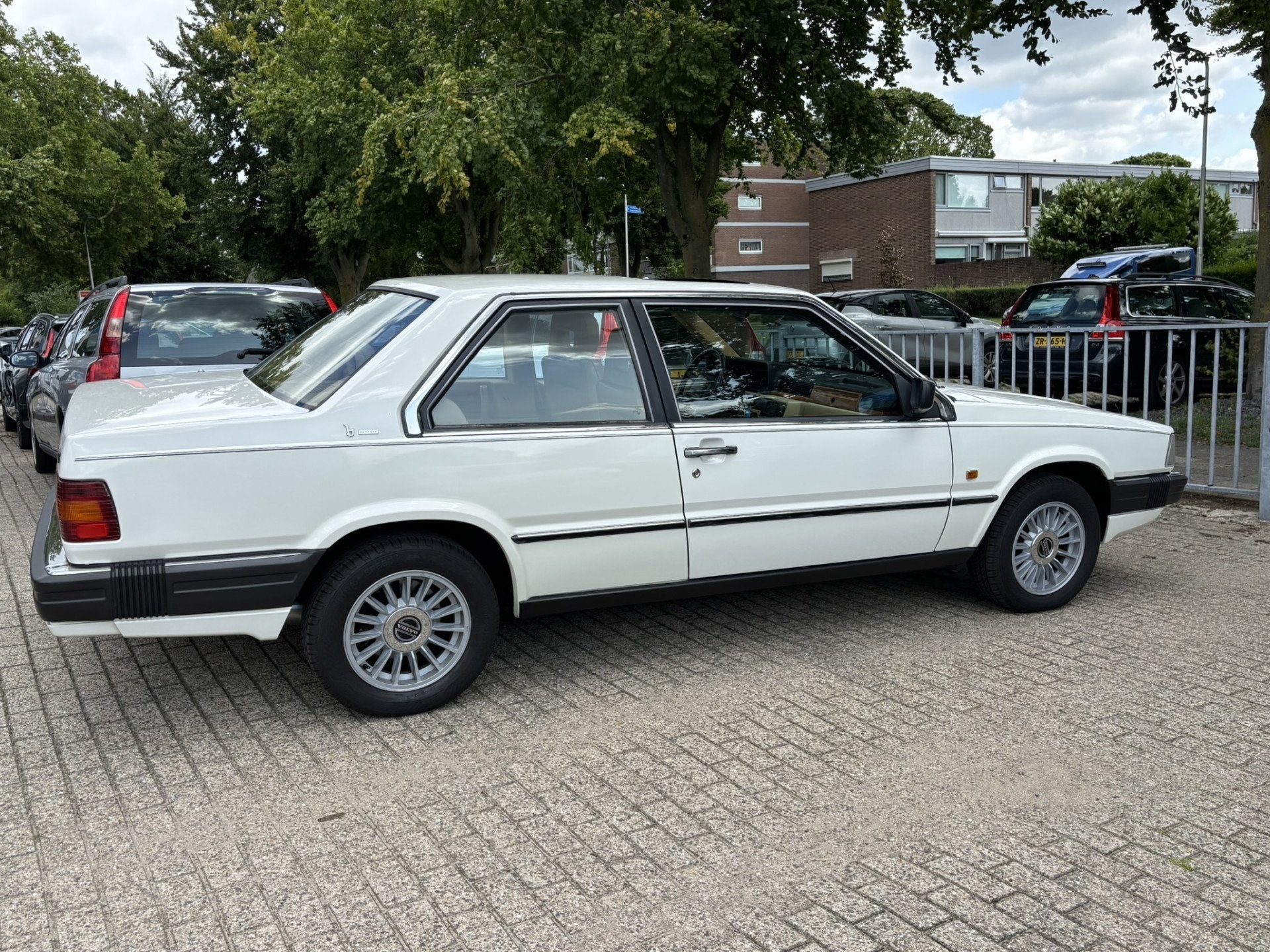 Volvo 780 2.8 V6 Bertone Coupé Schuifdak Overgangsregeling, foto 3