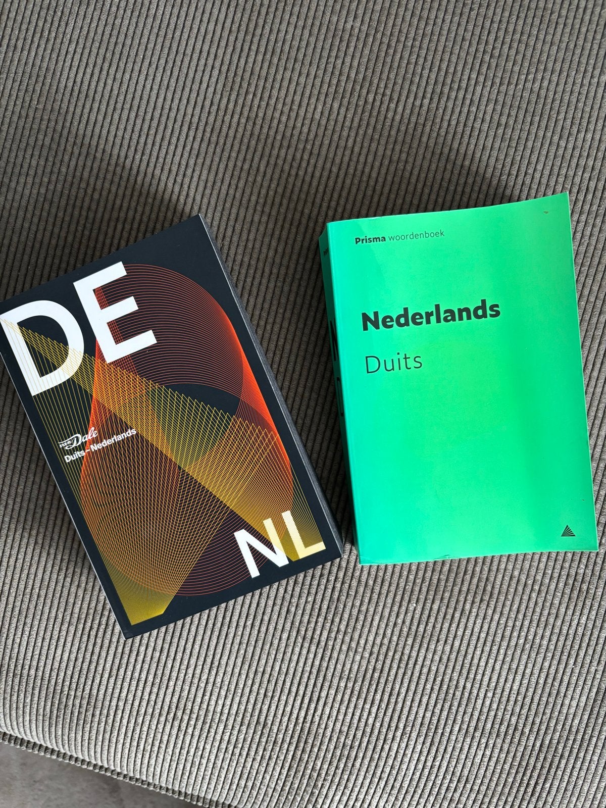 Duits-Nederlands woordenboeken: Van Dale en Prisma, Ophalen of Verzenden, Zo goed als nieuw, Van Dale, Nederlands