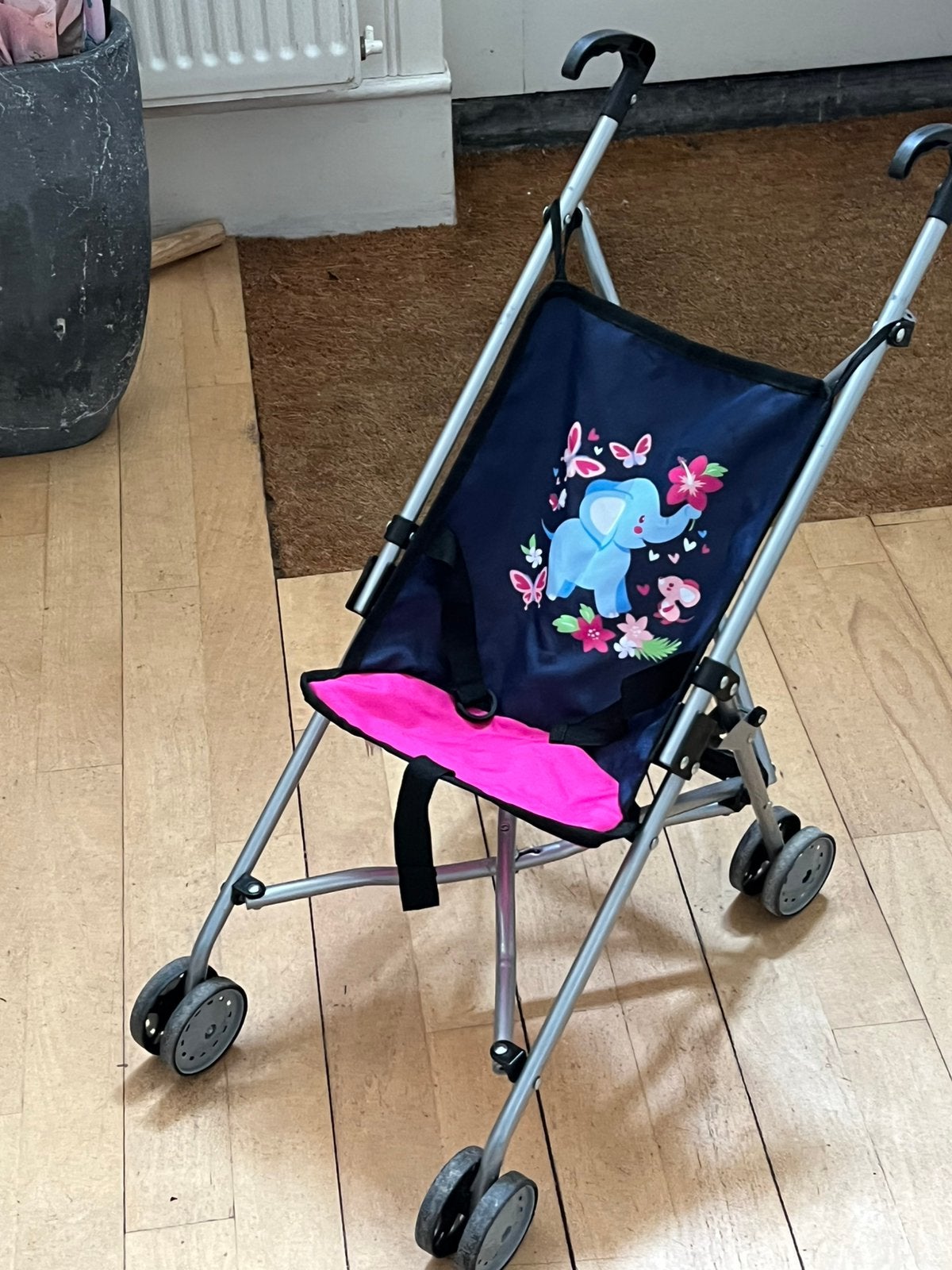 Paraplubuggy / poppenwagen, compact, degelijk merk, Kinderen en Baby's, Speelgoed | Poppen, Ophalen of Verzenden, Gebruikt, Overige typen