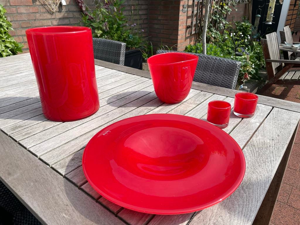 Set van 5 rode glazen vazen/schalen van Henry Dean, Ophalen of Verzenden, Zo goed als nieuw