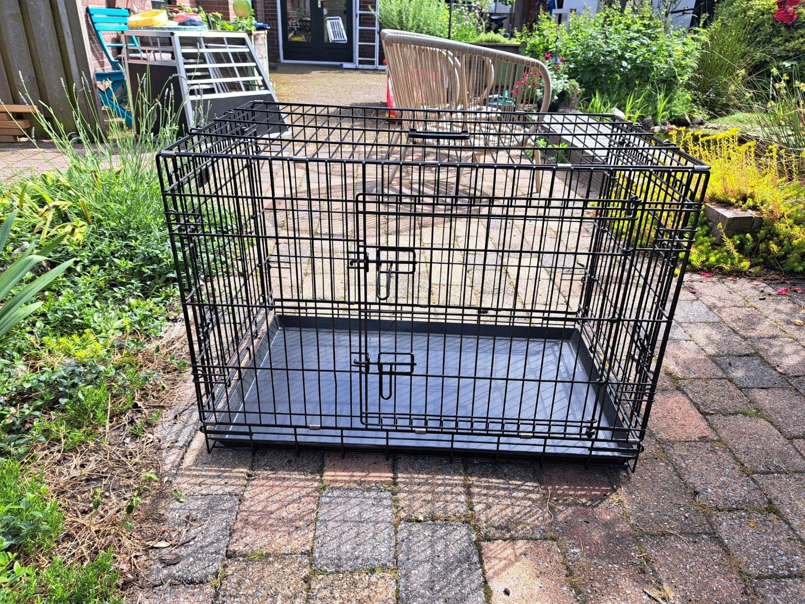 Ruime bench voor(middel)grote hond, Ophalen, Zo goed als nieuw