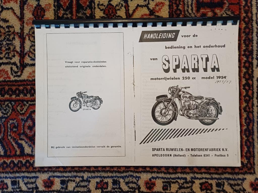 SPARTA 250cc – VICTORIA KR26 handleiding manual, Motoren, Ophalen of Verzenden, Overige merken