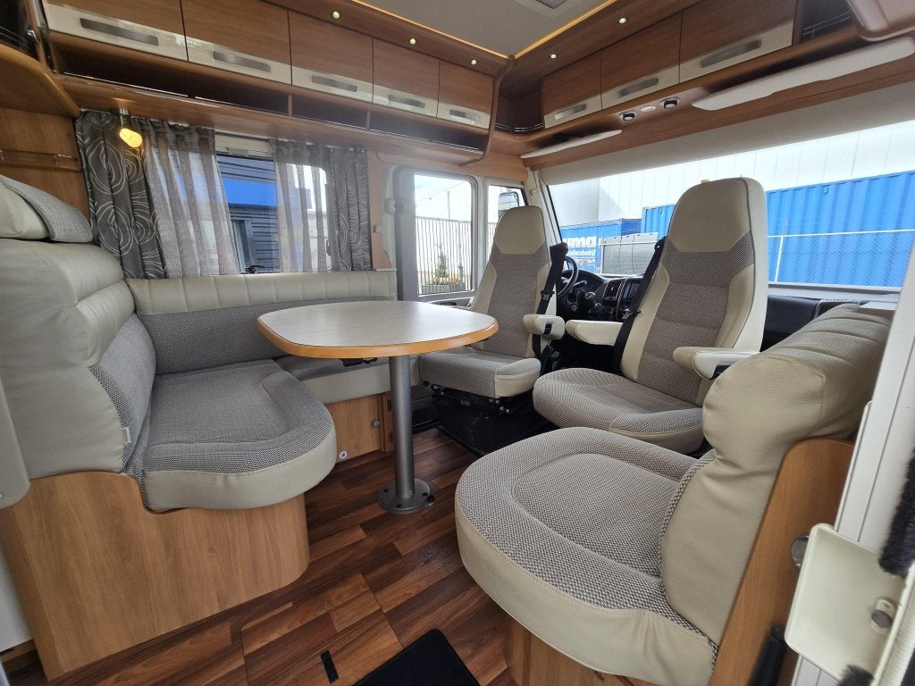 Foto 16 van Hymer B 588 in top staat 2014 met Levelsysteem