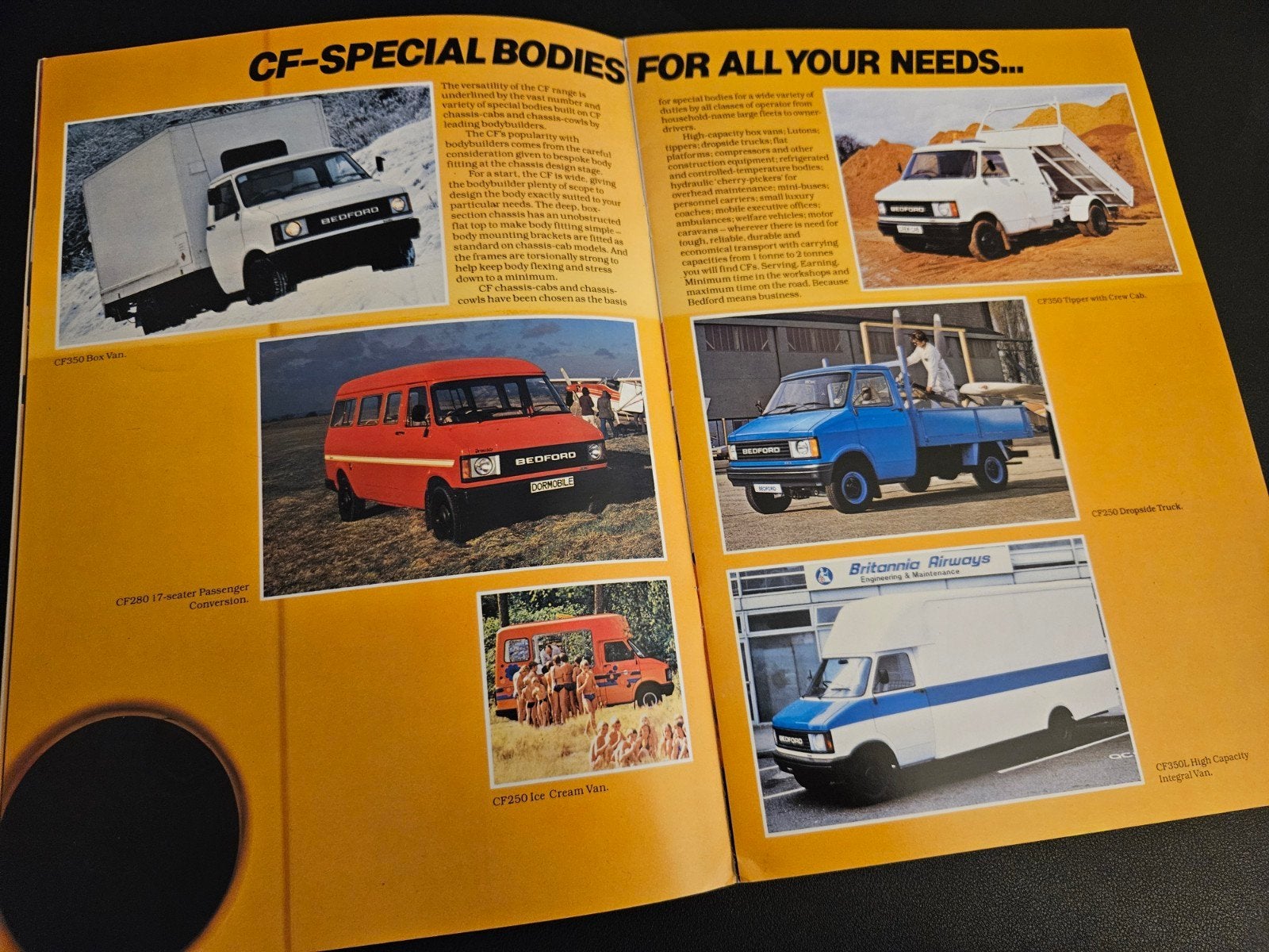 Brochure Bedford CF Vans & small trucks 1982, Ophalen of Verzenden, Zo goed als nieuw, Overige merken