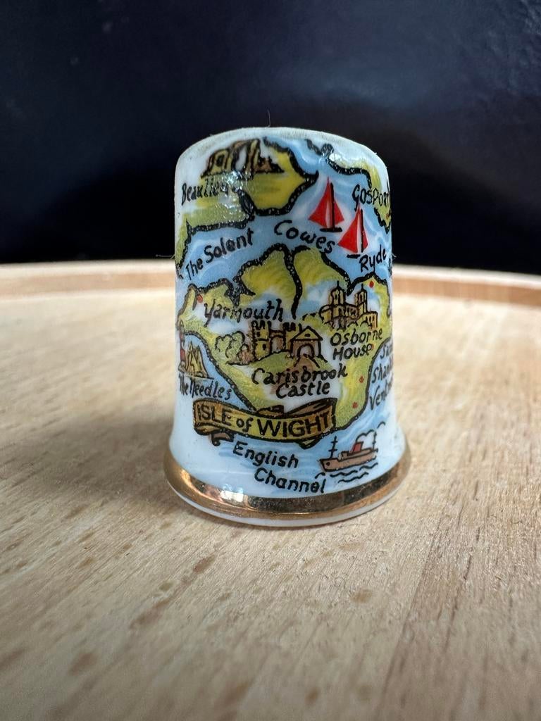 Vingerhoedje Isle of Wight, Ophalen of Verzenden, Zo goed als nieuw