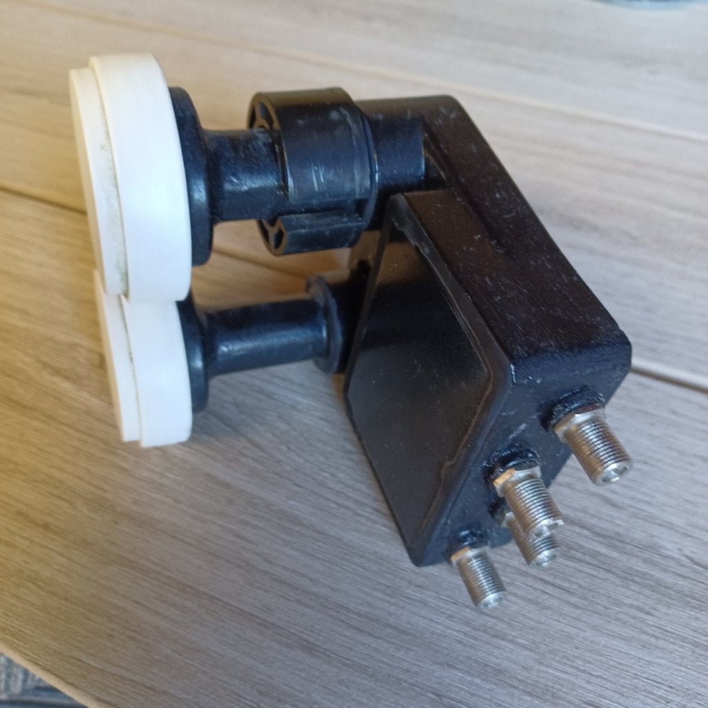 LNB QUAD, Ophalen of Verzenden, Gebruikt