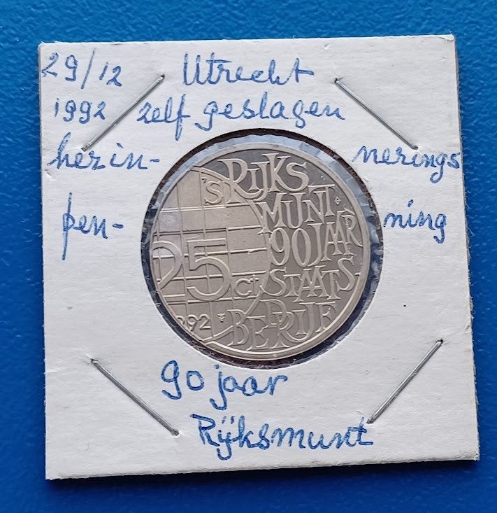 Penning KNM 90 jaar staatseigendom (zelf geslagen), Verzenden, Overige materialen, Nederland