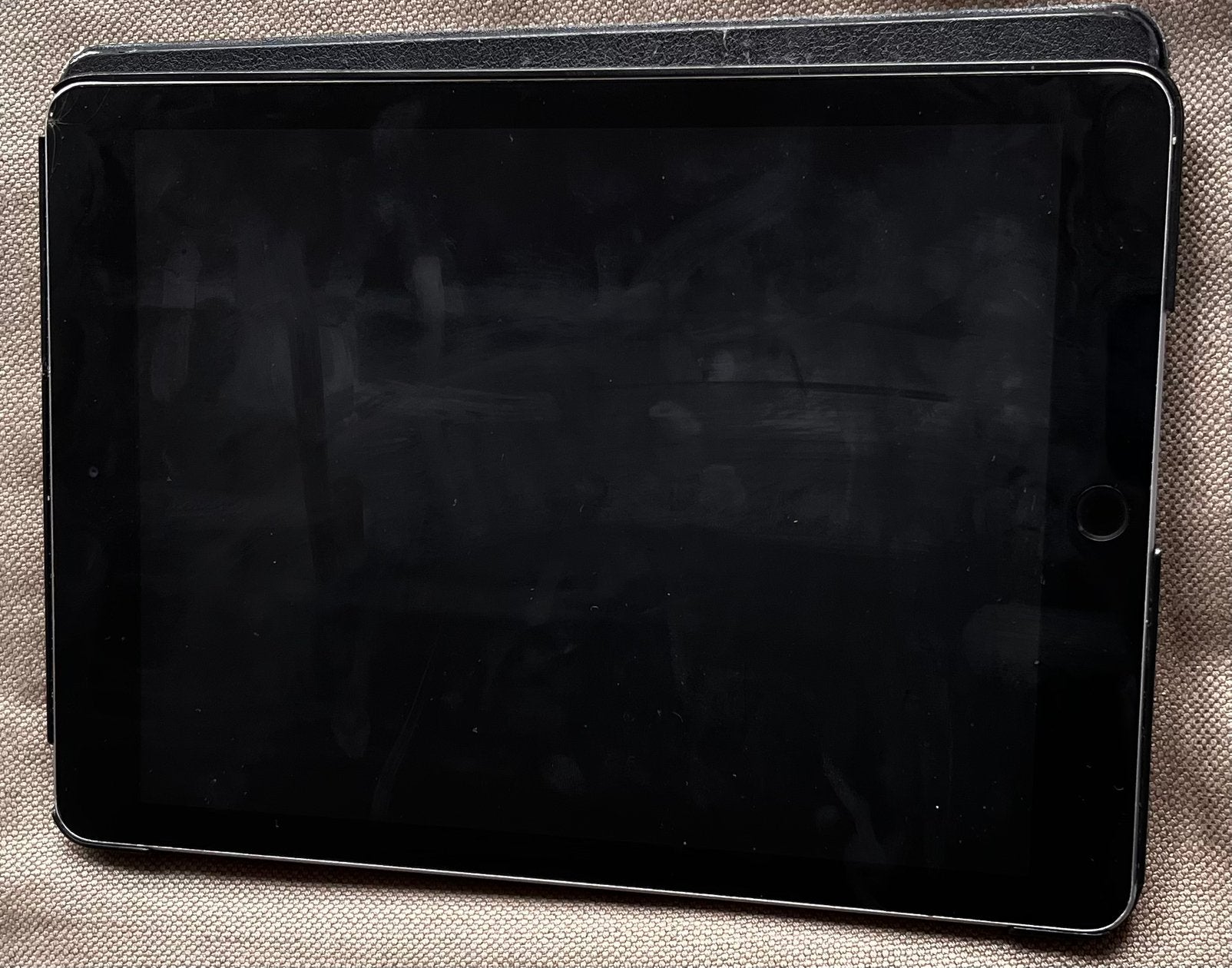 Ipad 6e generatie met hoes, 10 inch, Gebruikt, 32 GB, Apple iPad