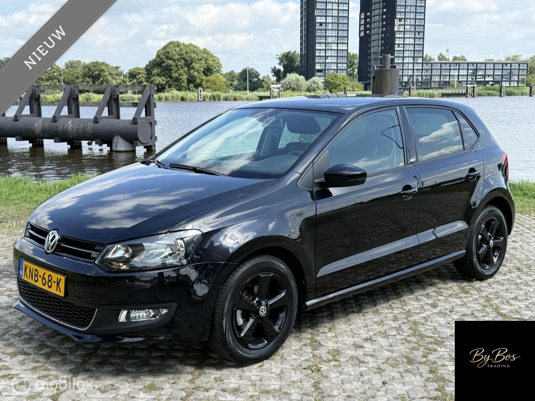 Volkswagen Polo 1.2 TSI Style 5-Drs 105PK Stoelverw. PDC Air, Voorwielaandrijving, Euro 5, Gebruikt, Zwart