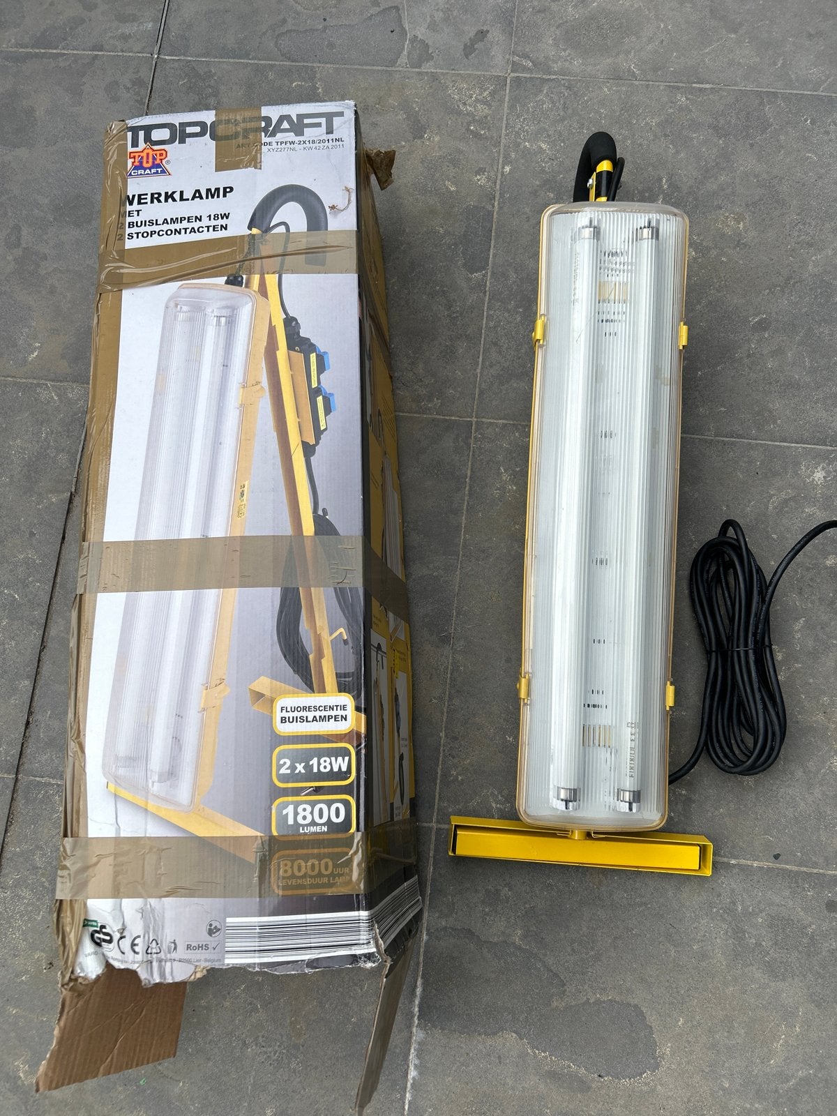 Topcraft werklamp 2x18W met stopcontacten, Doe-het-zelf en Verbouw, Ophalen, Nieuw, Minder dan 50 watt, Lamp met armatuur