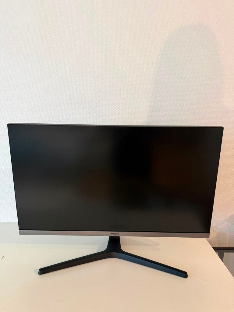 Samsung U28R550UQR - UR55 Series - LED monitor - 4K - 28", Computers en Software, Monitoren, Samsung, HDMI, LED, 60 Hz of minder