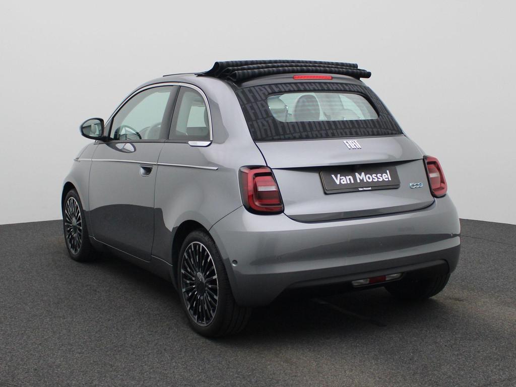 Fiat 500 C La Prima by Bocelli 42 kWh | Lederen Bekleding |, Gebruikt, 118 pk, Cabriolet, 4 stoelen