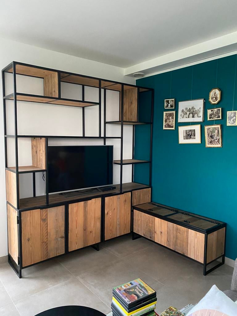 Staal met steigerhout, tv meuvel, Huis en Inrichting, Kasten | Wandmeubels, Met deur(en), 200 cm of meer, 150 tot 200 cm, Zo goed als nieuw