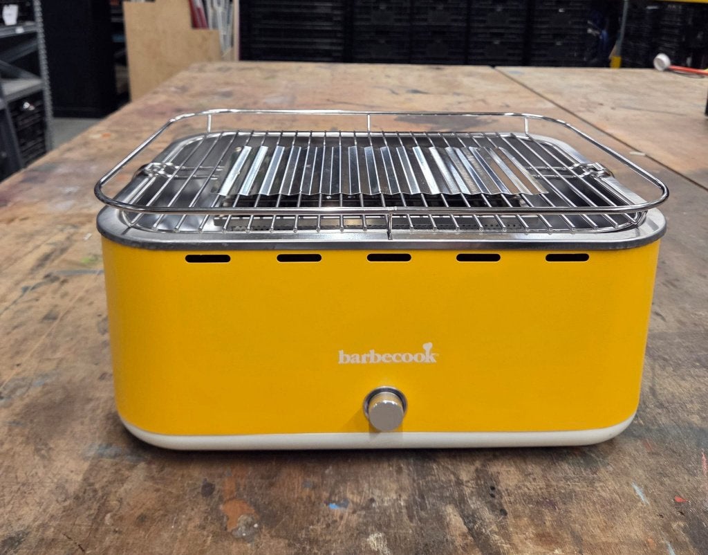Barbecook Karl draagbare barbecue - Geel, Tuin en Terras, Houtskoolbarbecues, Nieuw, Ophalen of Verzenden