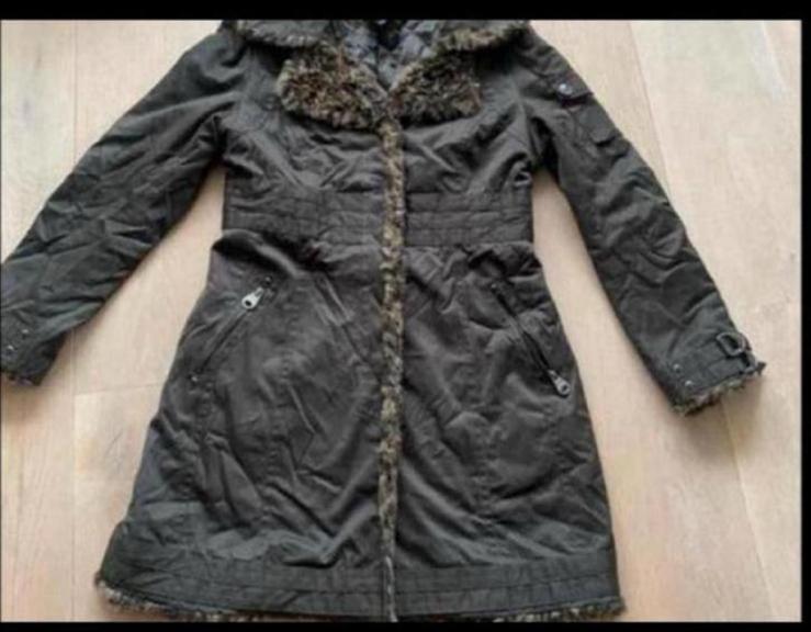 Spoom L nieuwstaat, Kleding | Dames, Jassen | Winter, Ophalen of Verzenden, Zo goed als nieuw, Maat 42/44 (L), Bruin