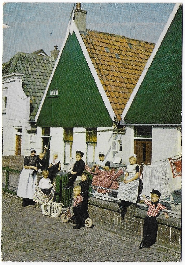 Urk Dorpsgezicht Gelopen Ansichtkaart ( C7), Ophalen of Verzenden, 1980 tot heden, Gelopen, Flevoland