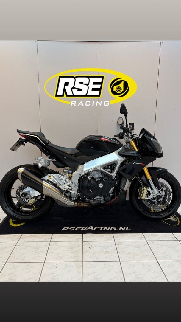 APRILIA Tuono 1000R (bj 2011) 40,742 km, 4 cilinders, Motorrijbewijs A, Bedrijf, Onbekend