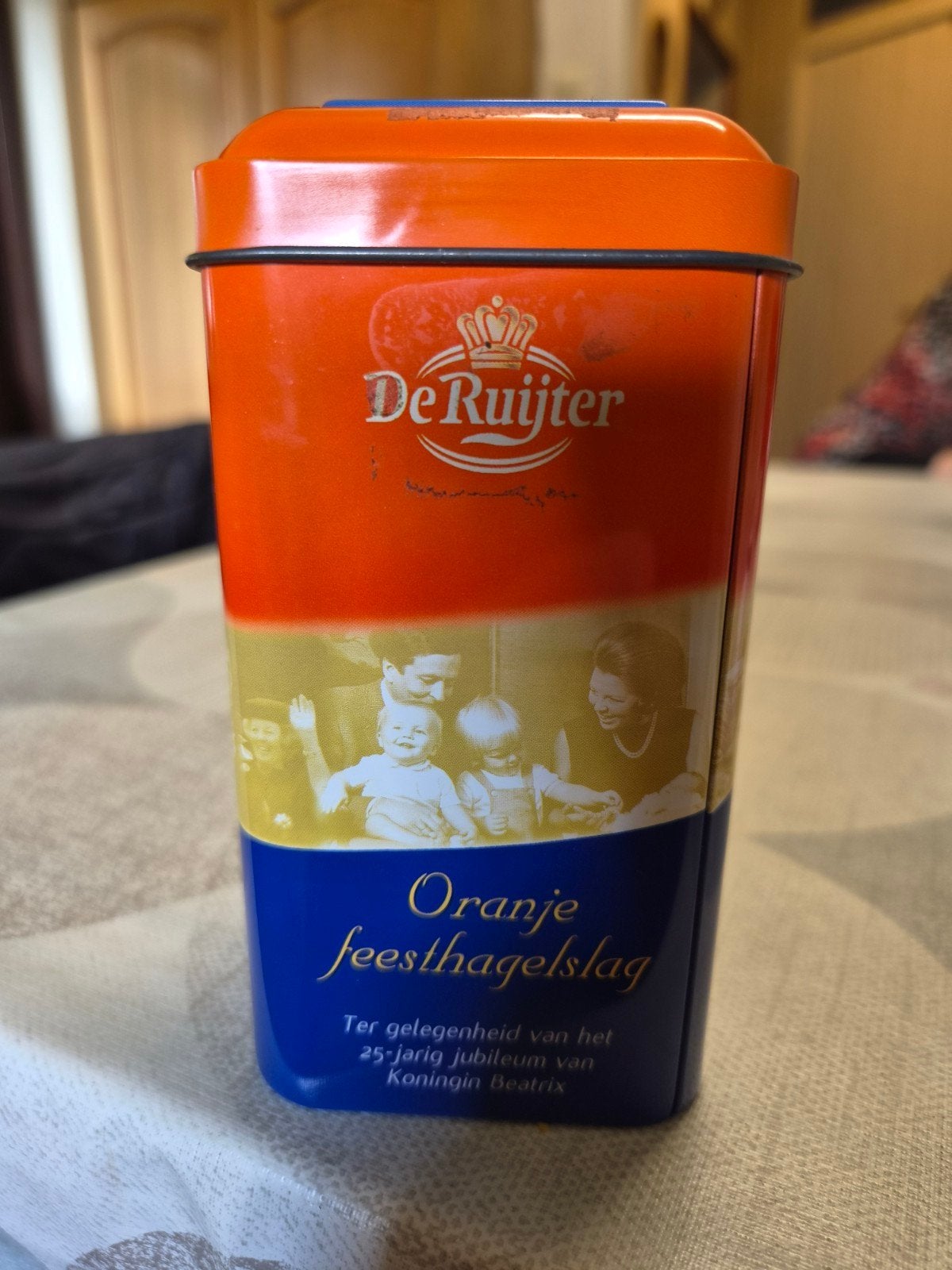 De Ruijter Oranje Feest Hagelslag Blik Koningin Beatrix, Ophalen of Verzenden, Gebruikt, Nederland, Overige typen