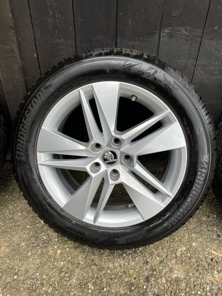5x112 originele Skoda superb karoq octavia velgen demo 17”, 215 mm, Banden en Velgen, Niet ingevuld, Nieuw