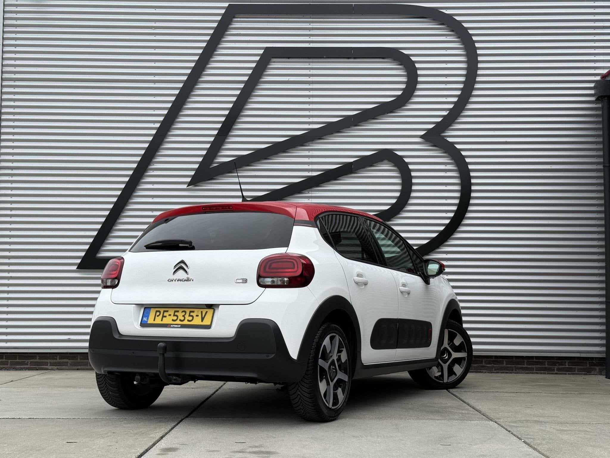 Citroen C3 1.2 PureTech S&S Shine 2e Eigenaar|Navi|Camera|Tr, Voorwielaandrijving, 1025 kg, Euro 6, 1199 cc