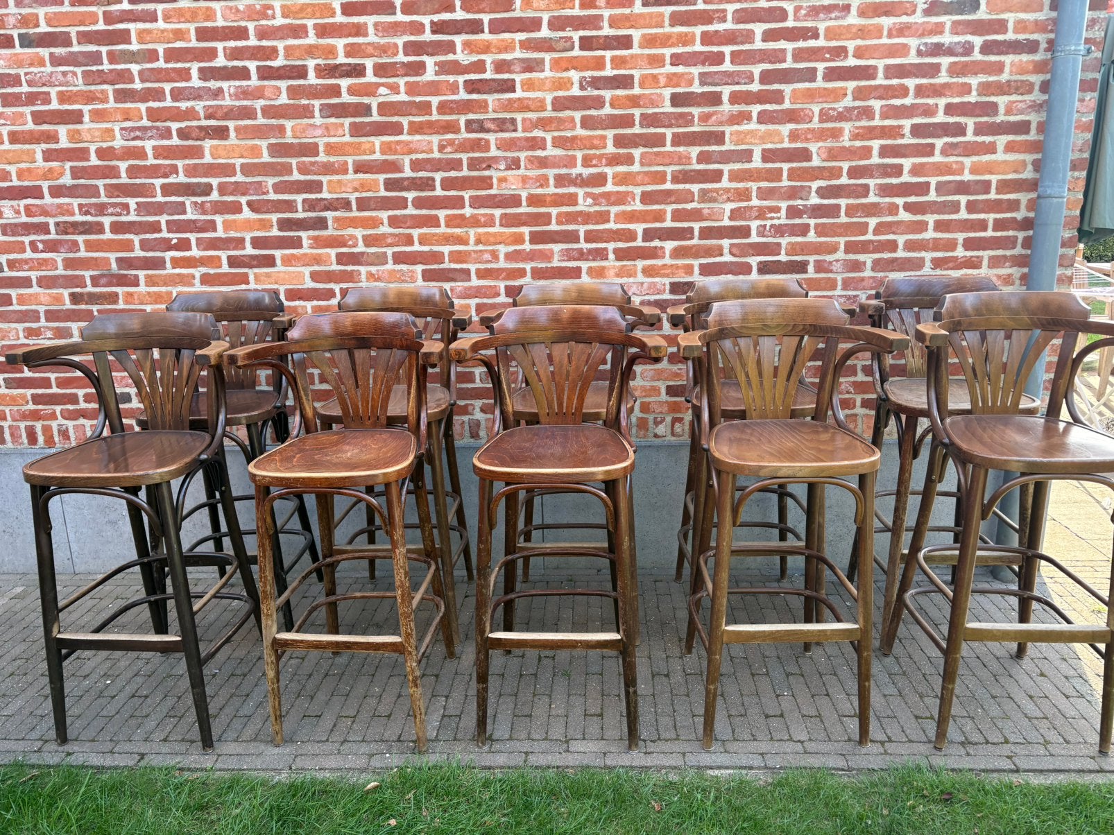Barkrukken Thonet 10 stuks, Ophalen, Met voetsteun, 60 tot 90 cm, Hout