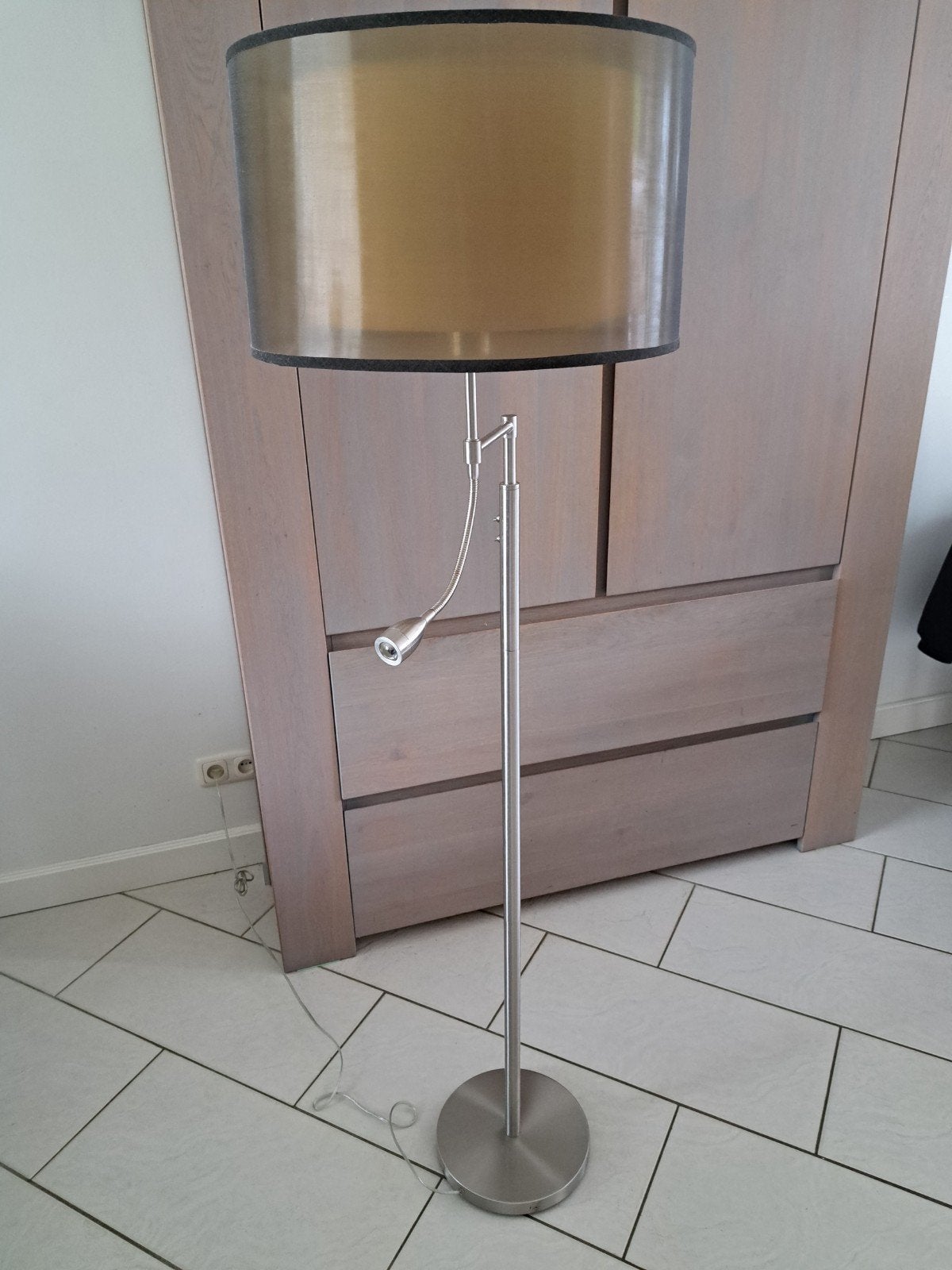 Schemerlamp 155cm met LED en verstelbaar leeslampje, Ophalen, Gebruikt, Metaal, 150 tot 200 cm